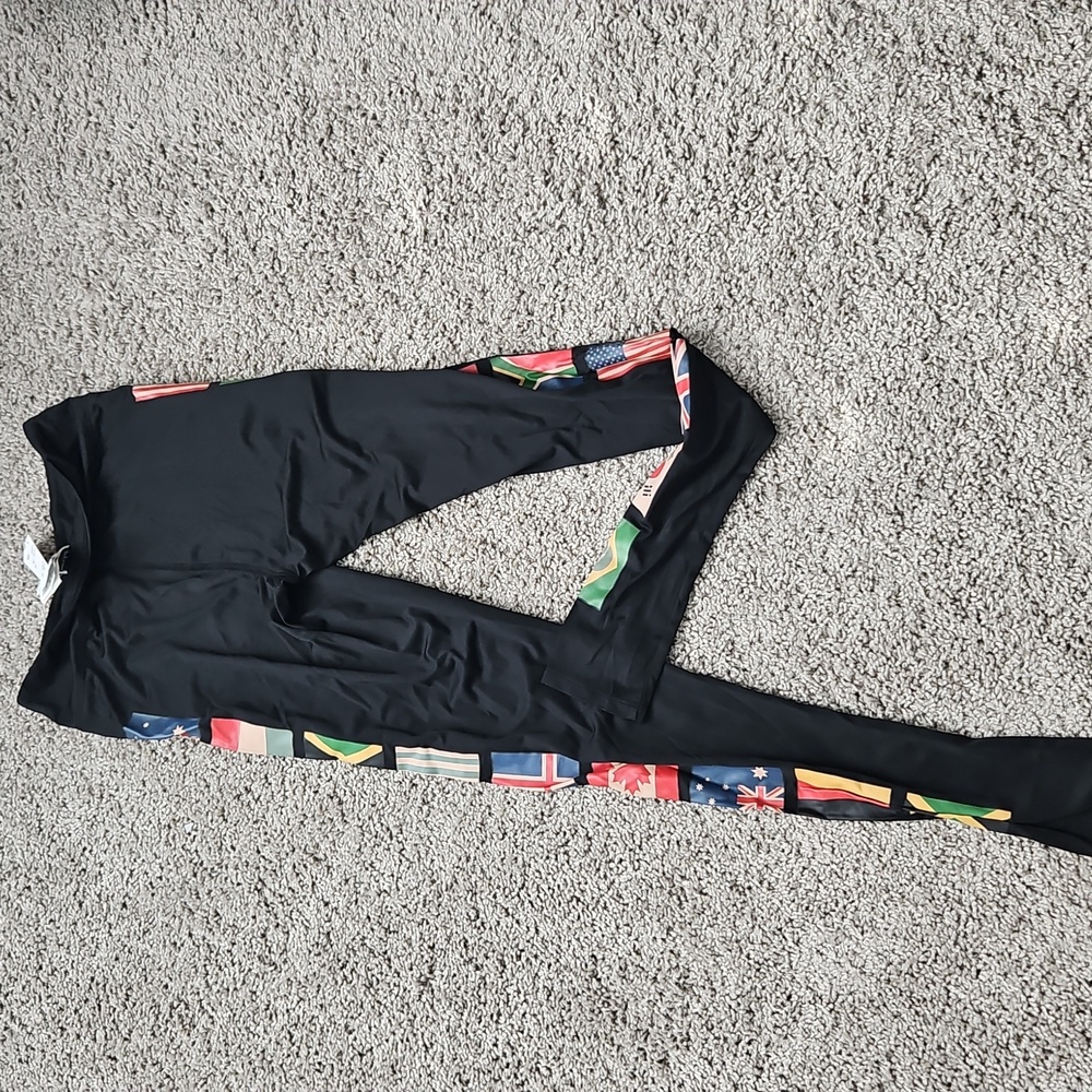 NWT Forever 21 Black Long Leggings Yoga Pants Colorful Side Flags Small